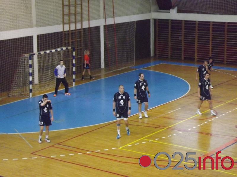 Superligaš testira Apatince u kupu