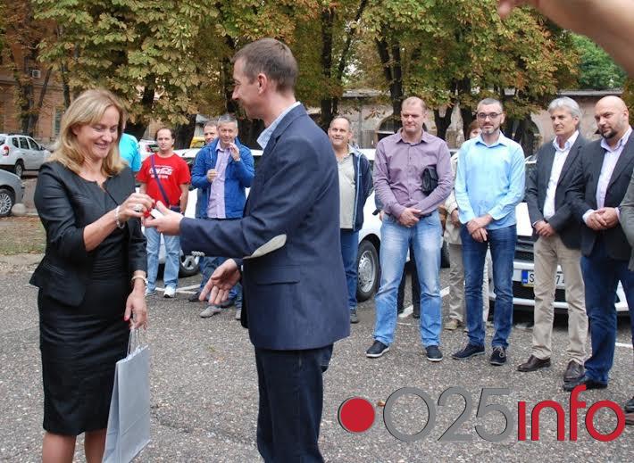 Pet vozila za Dom zdravlja u Somboru