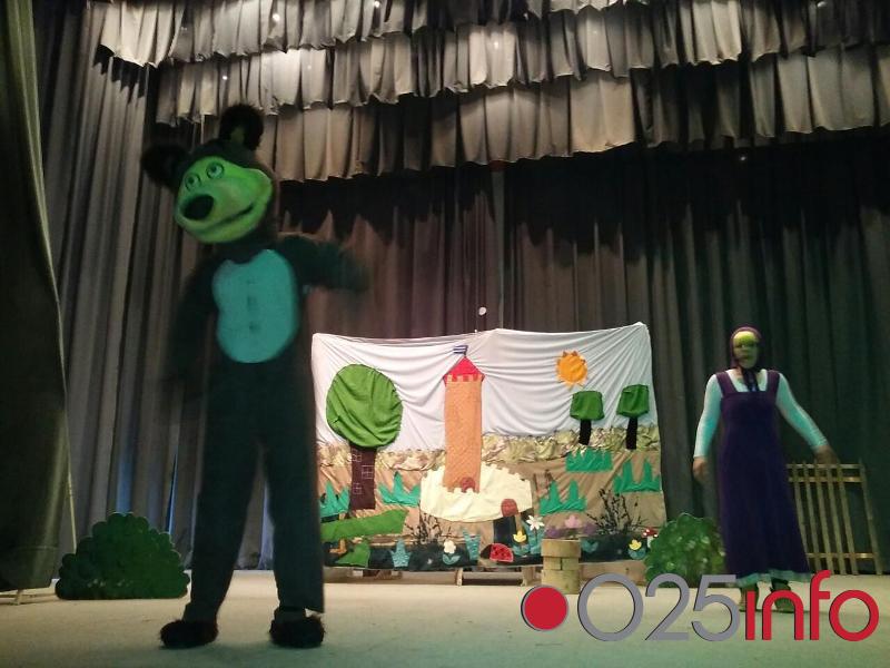 Maša i medved oduševili klince u Sonti