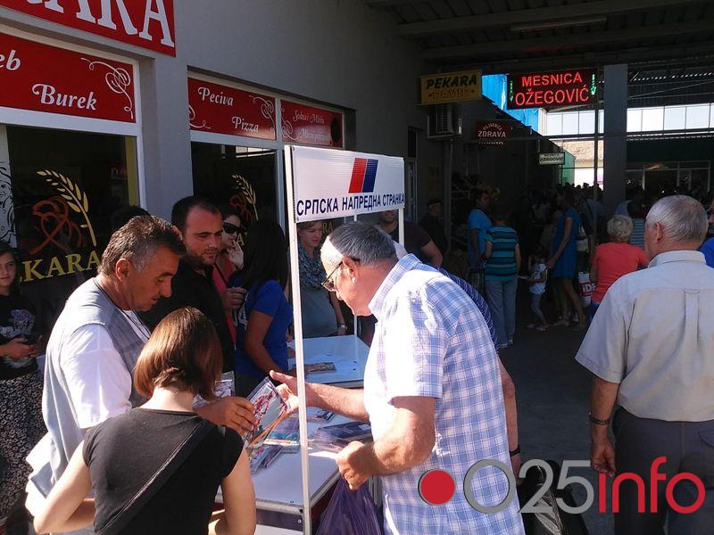 MO SNS Apatin organizovao akciju podrške školarcima