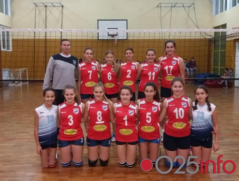 Apatinke slavile, Prigrevčanke poražene u Karavukovu