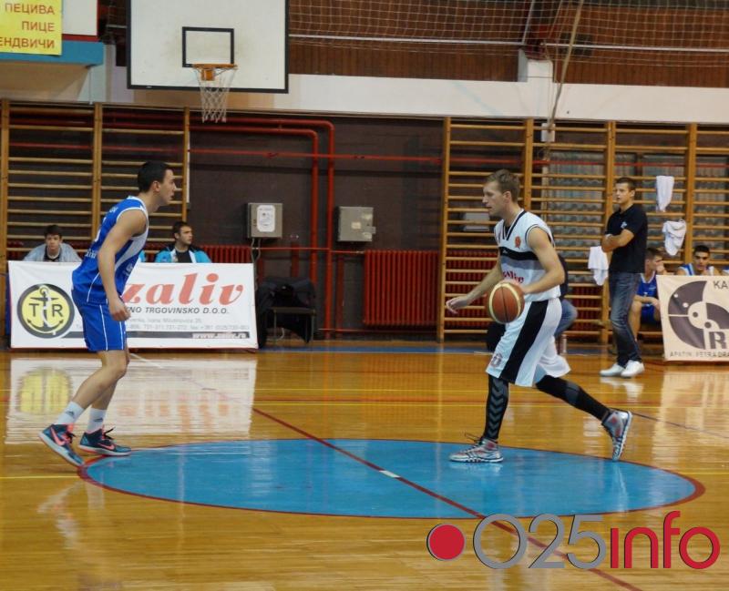 I Dunav ima svog Simona, Smiljanićeva trojka čuva Apatince na vrhu