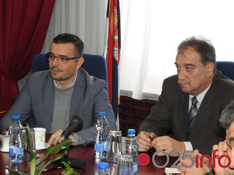 Branislav Nedimović, ministar poljoprivrede i zaštite životne sredine, posetio opštinu Apatin