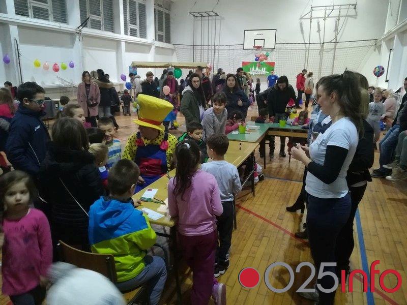 Dečiji bazar oduševio male Apatince