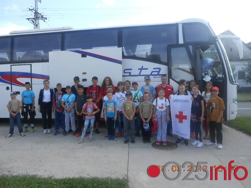 Crveni krst organizovao letovanje za socijalno ugroženu decu