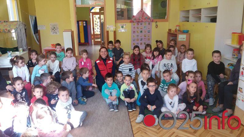 Apatin: Predavanje za najmlađe o prevenciji i održavanju higijene usta i zuba