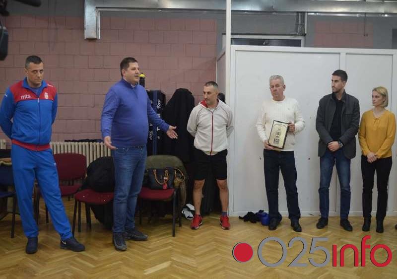 Čelni ljudi Bokserskog saveza Srbije posetili somborski klub
