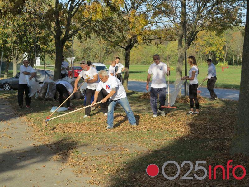 Aktivisti SNS-a uredili prostor oko Banje Junaković