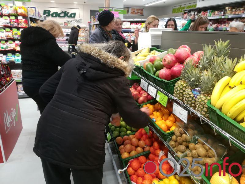 Prodavnice Univerexporta rade sat vremena duže