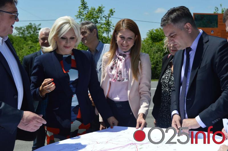 Potpredsednica Vlade RS Zorana Mihajlović - Povezivanje Sombora sa Mađarskom i Rumunijom preko brze saobraćajnice