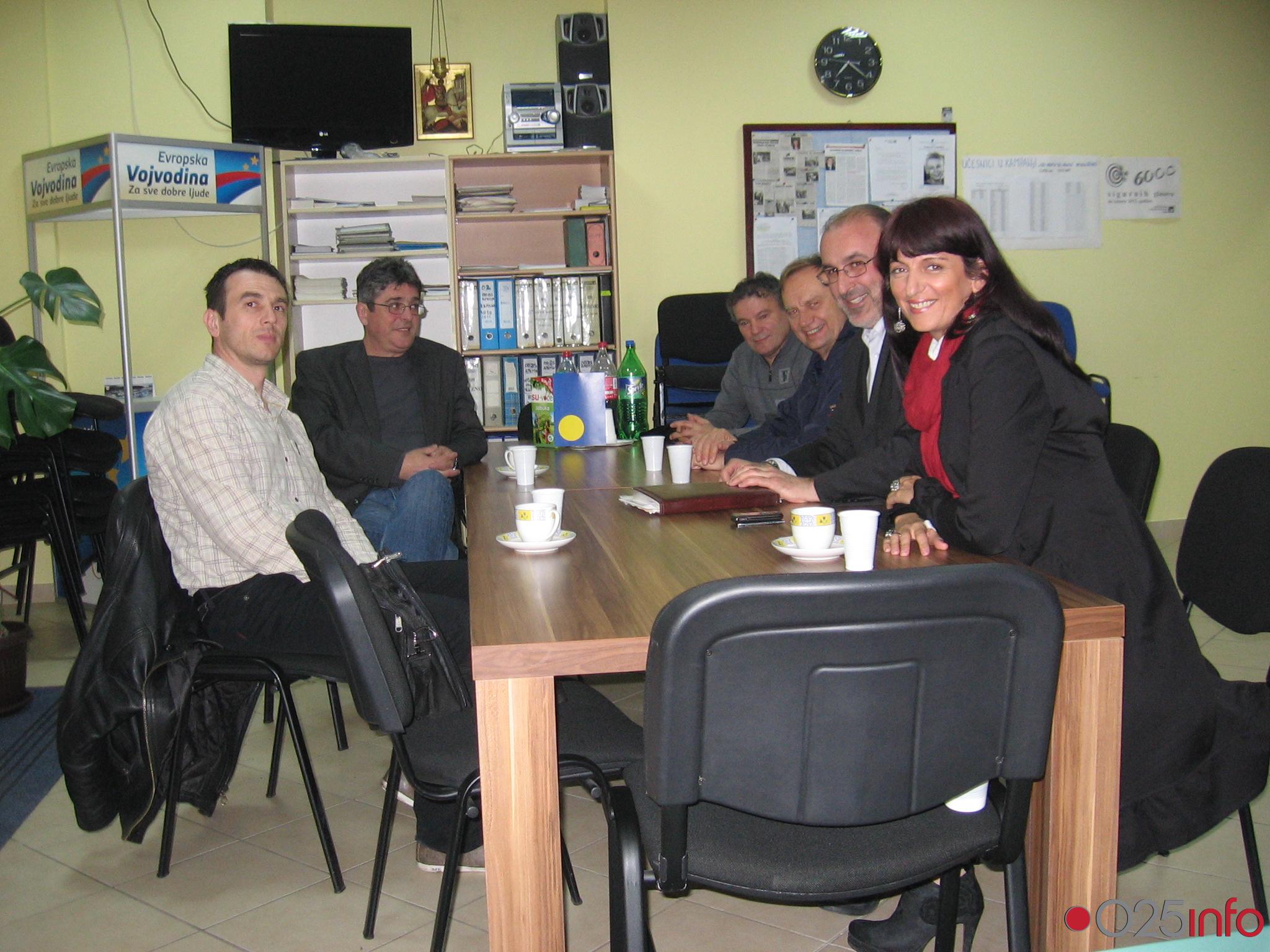 Sastanak predstavnika DS Apatin i SDP Apatin