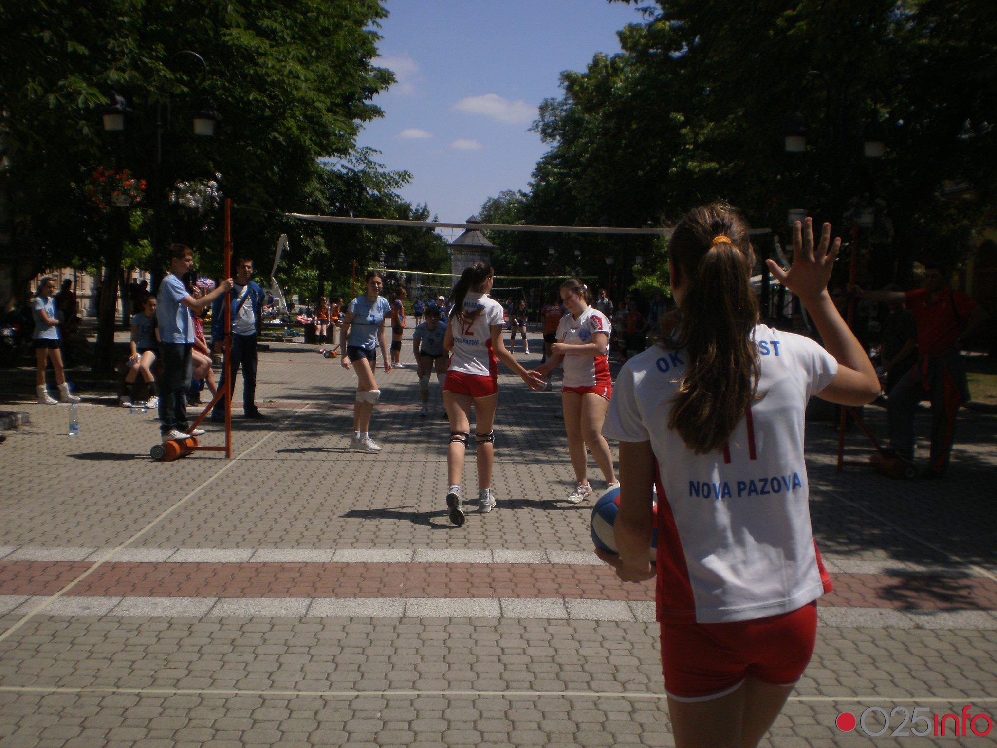 Street volley Apatin 2012