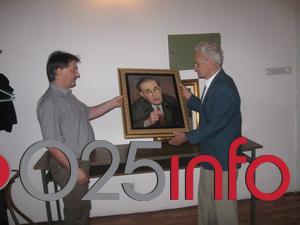 Slikar Nikola Tatalović poklonio Prigrevici portrete Rajka Čule i Ernsta Jegera