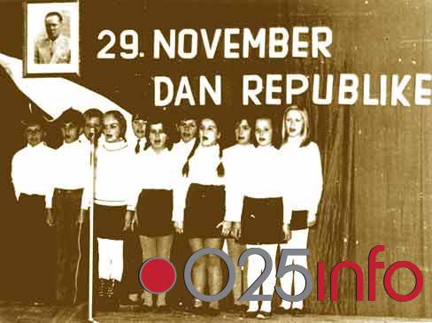 \'Danas je dan republike\'